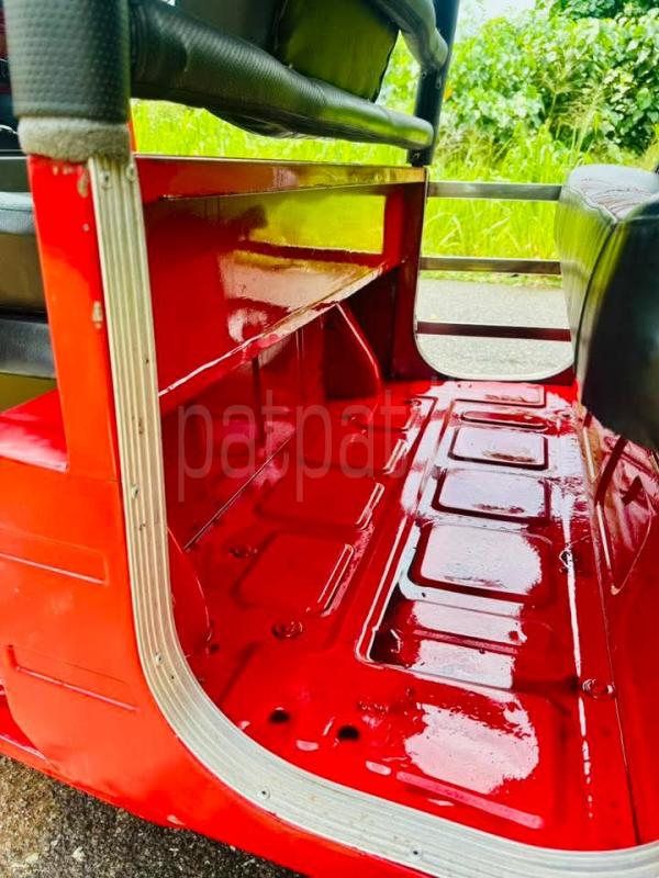 Bajaj Three Wheel 2013 - பயன்படுத்தப்பட்டது முச்சக்கர வண்டி sale in Sri Lanka - patpat.lk