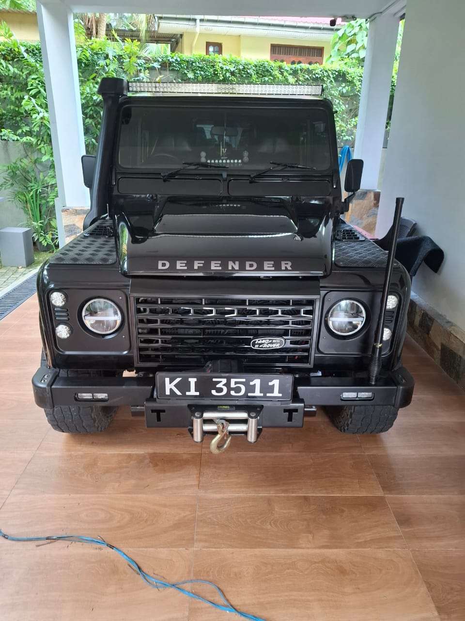 Land Rover Defender 2015 - Used SUV sale in Sri Lanka - patpat.lk