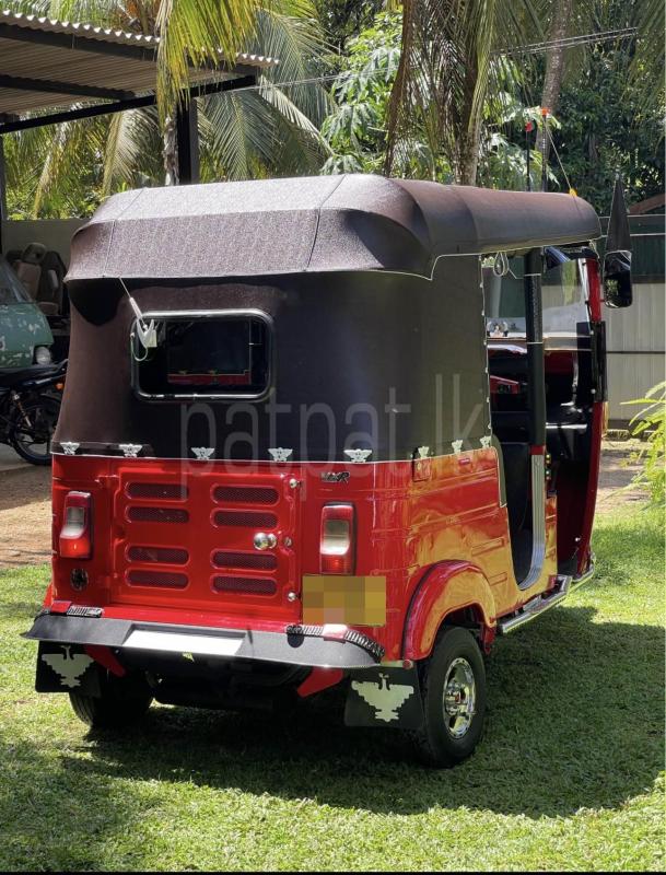 Bajaj Three Wheel 2015 - Used Three wheeler sale in Sri Lanka - patpat.lk