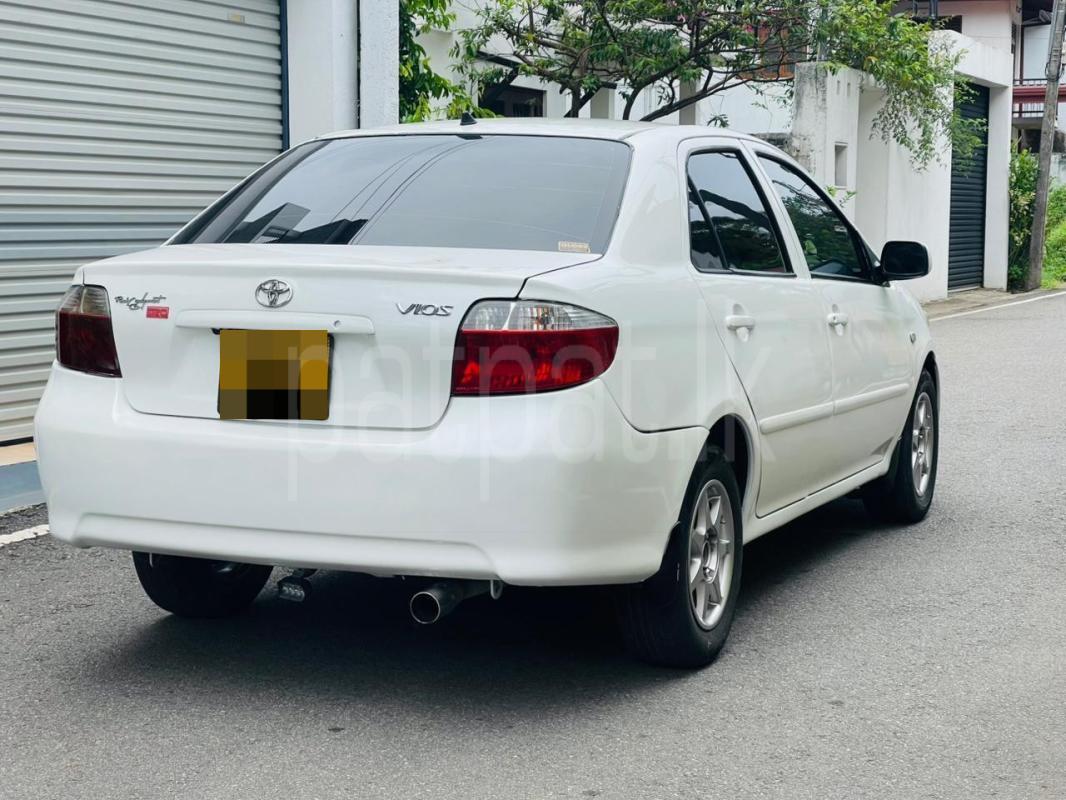 Toyota Vios 2005 - භාවිතා කරන ලද කාර් sale in Sri Lanka - patpat.lk