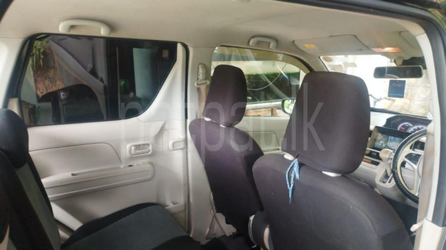 Advertisement image 5