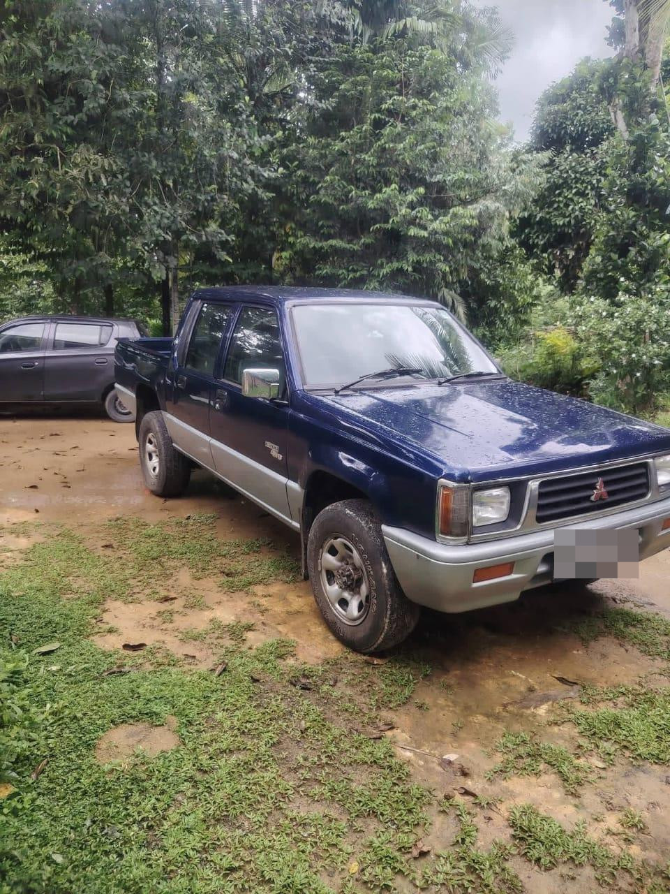 Mitsubishi L200 1987 - பயன்படுத்தப்பட்டது சரக்கு போக்குவரத்து sale in Sri Lanka - patpat.lk