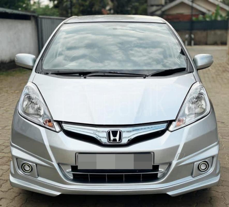 Advertisement image 1