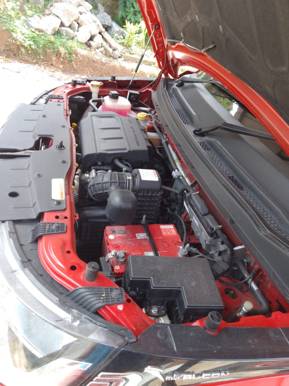 Mahindra KUV 2022 - பயன்படுத்தப்பட்டது SUV sale in Sri Lanka - patpat.lk