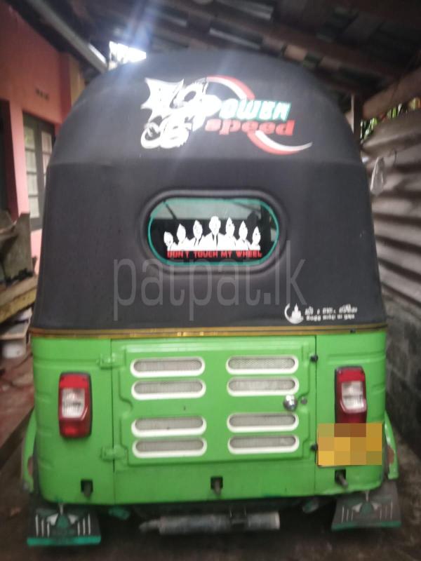 Bajaj 4 stroke 2014 - பயன்படுத்தப்பட்டது முச்சக்கர வண்டி sale in Sri Lanka - patpat.lk