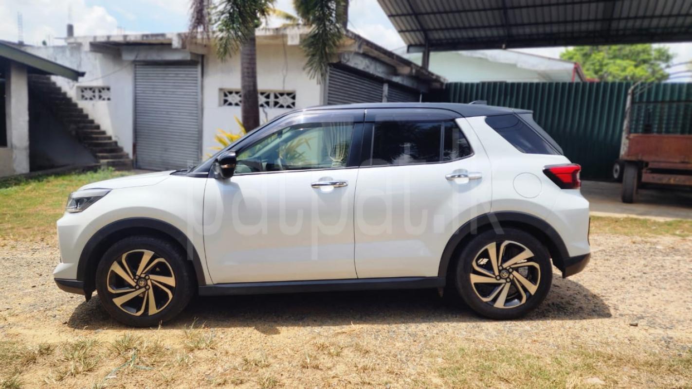 Advertisement image 4