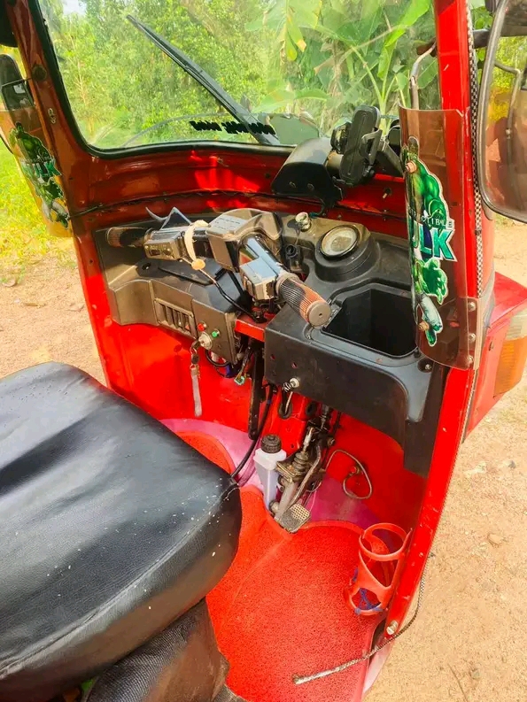 Bajaj Three Wheel 2013 - Used Three wheeler sale in Sri Lanka - patpat.lk