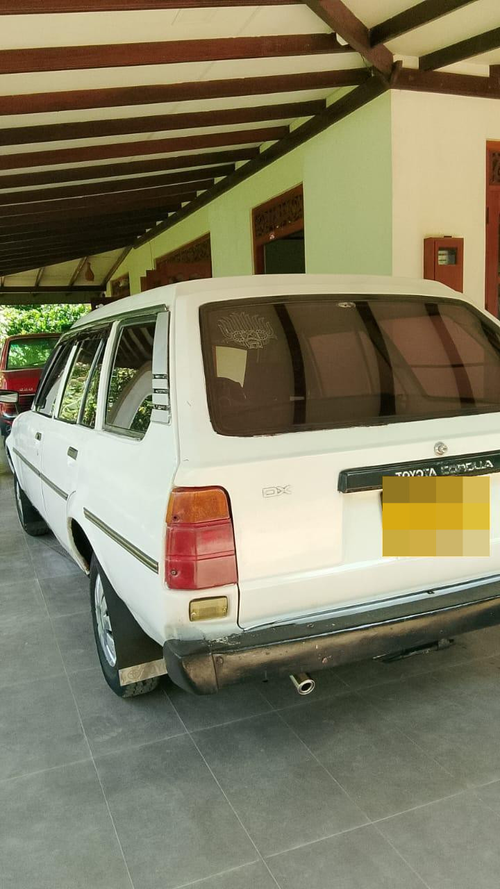 Toyota Ke72 1987 - பயன்படுத்தப்பட்டது கார் sale in Sri Lanka - patpat.lk