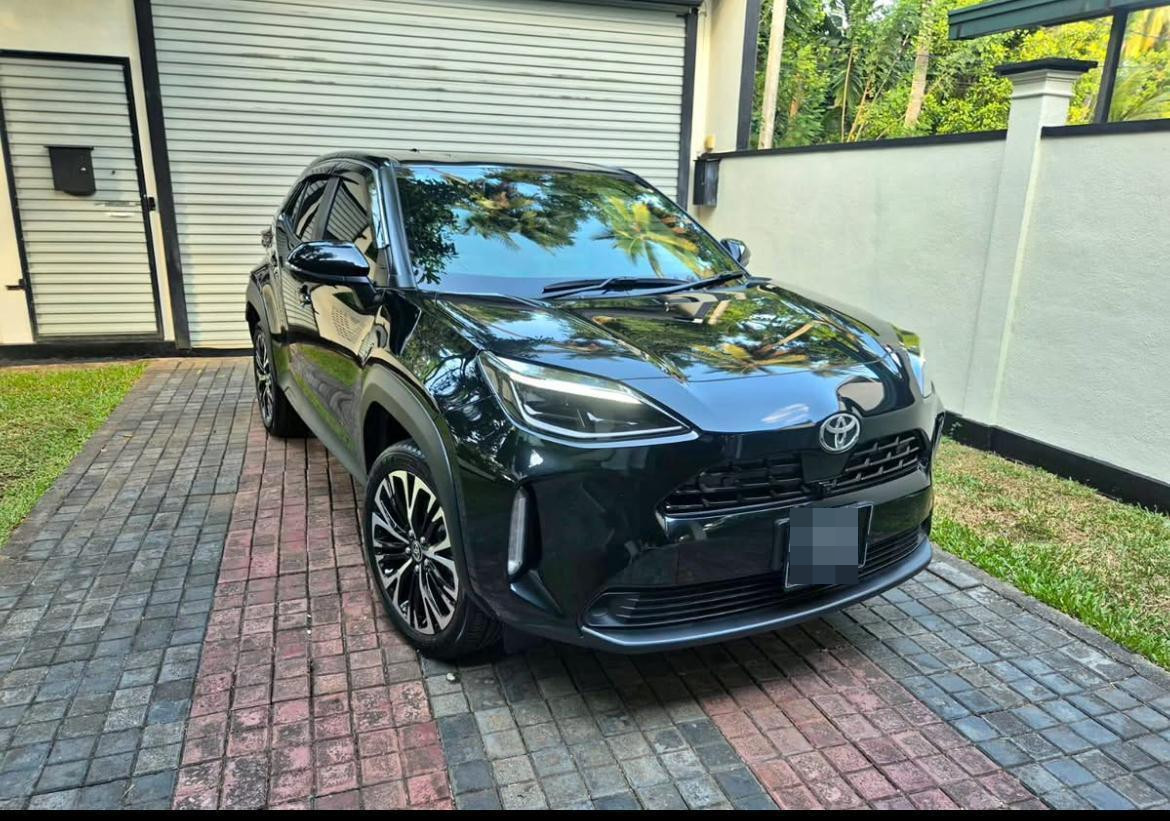 Toyota Yaris Cross 2025 - Used SUV sale in Sri Lanka - patpat.lk