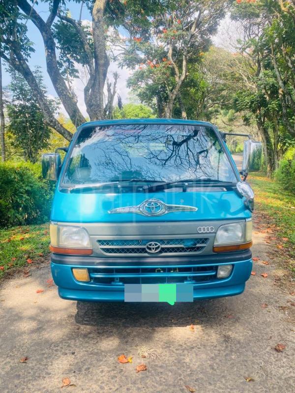 Toyota Hiace 1992 - Used Van sale in Sri Lanka - patpat.lk
