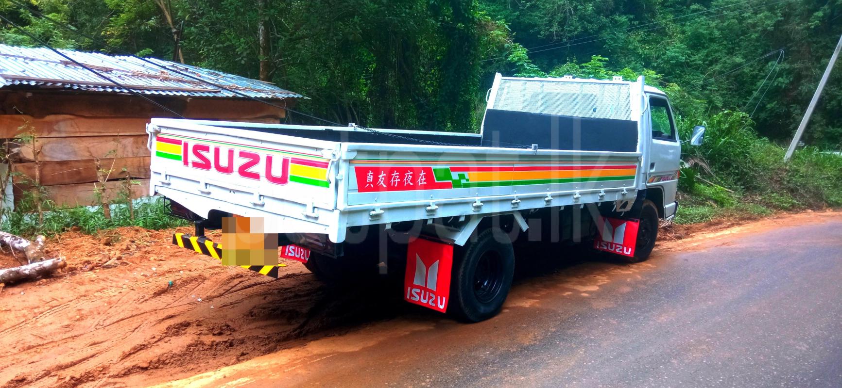 Isuzu ELF 1983 - பயன்படுத்தப்பட்டது டிரக் sale in Sri Lanka - patpat.lk