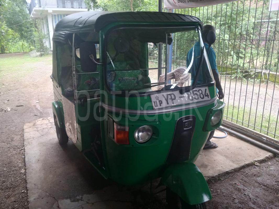 Bajaj Three Wheel 2011 - பயன்படுத்தப்பட்டது முச்சக்கர வண்டி sale in Sri Lanka - patpat.lk