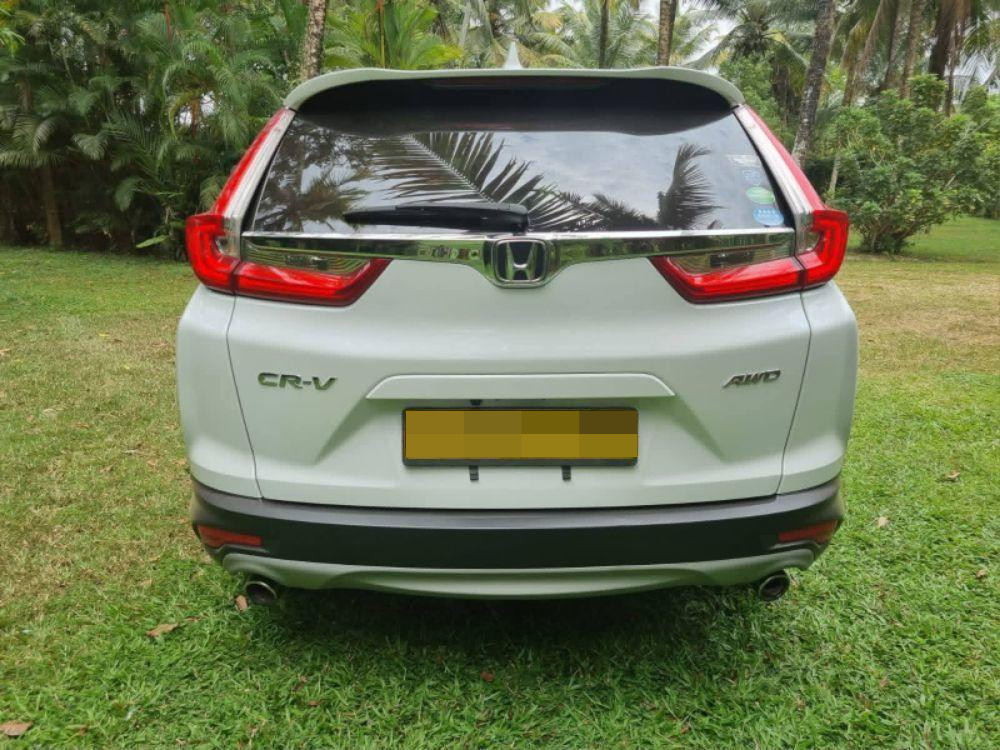 Honda CR V 2018 - பயன்படுத்தப்பட்டது SUV sale in Sri Lanka - patpat.lk
