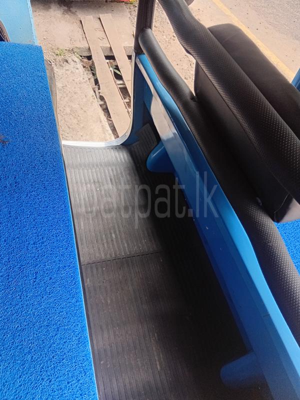 Bajaj Three Wheel 2011 - பயன்படுத்தப்பட்டது முச்சக்கர வண்டி sale in Sri Lanka - patpat.lk