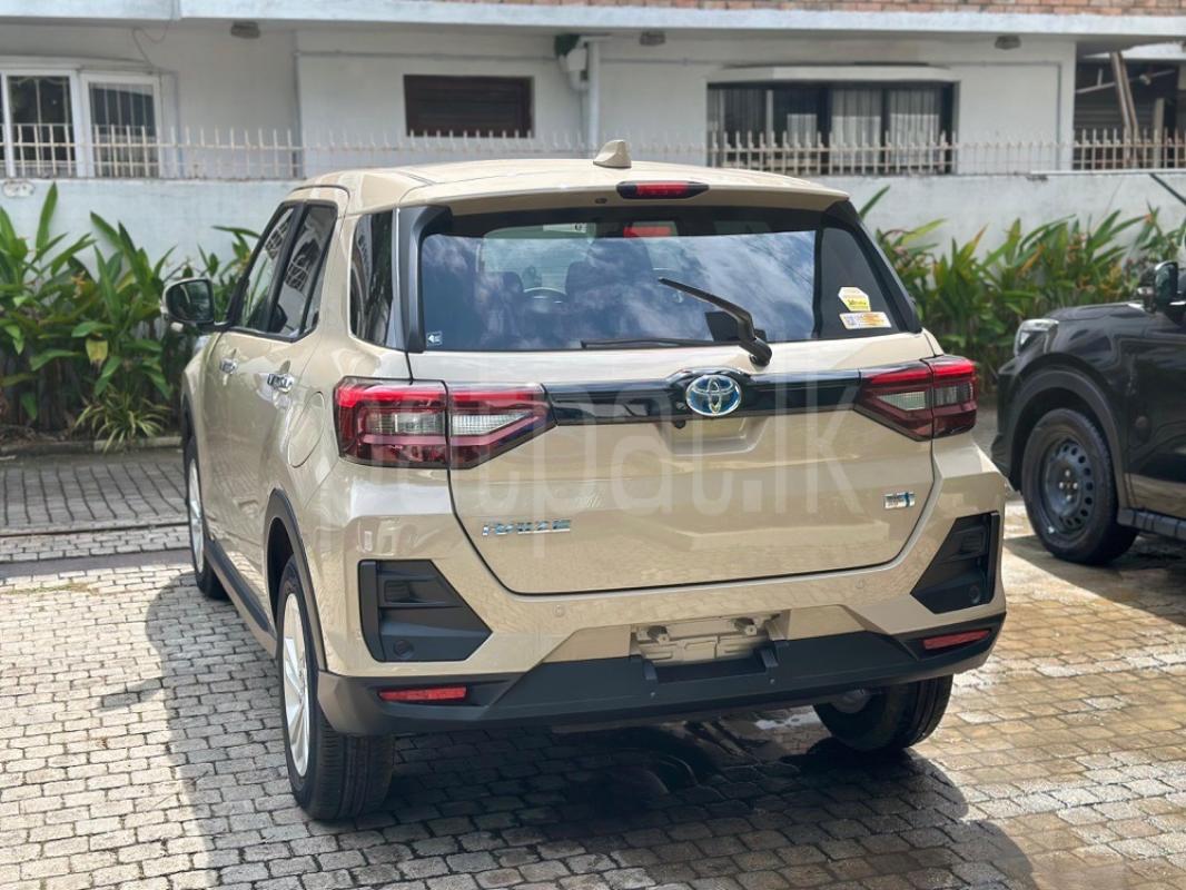 Advertisement image 4