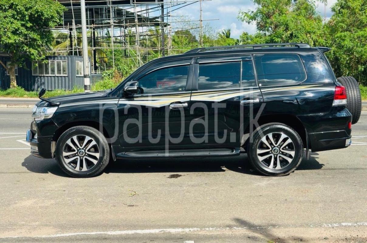 Advertisement image 3