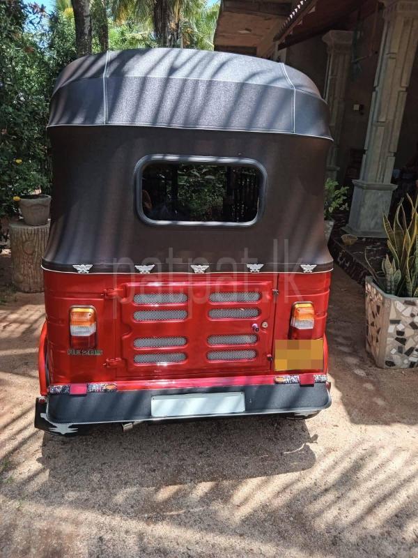 Bajaj Three Wheel 2012 - பயன்படுத்தப்பட்டது முச்சக்கர வண்டி sale in Sri Lanka - patpat.lk