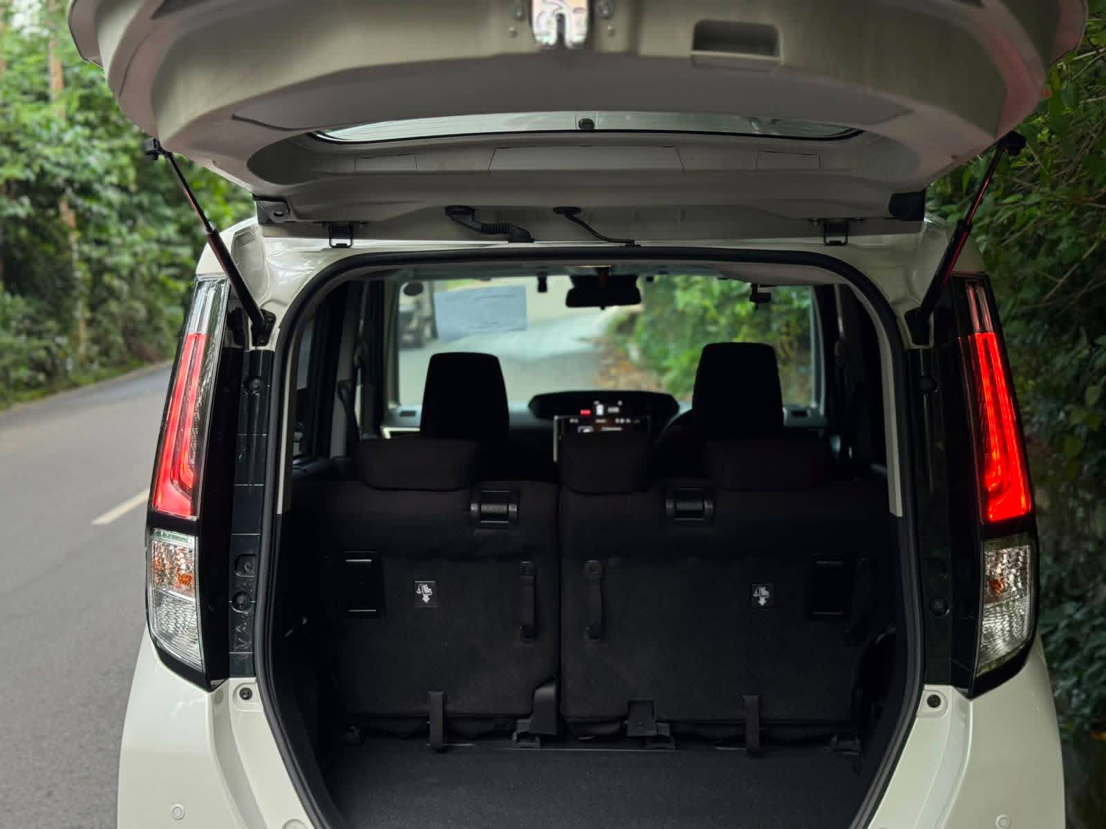 Toyota Roomy 2026 - பயன்படுத்தப்பட்டது வேன் sale in Sri Lanka - patpat.lk