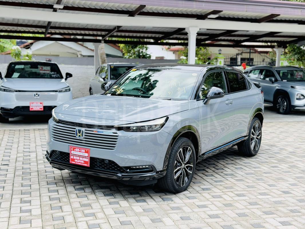 Honda Vezel 2024 - Reconditioned SUV sale in Sri Lanka - patpat.lk