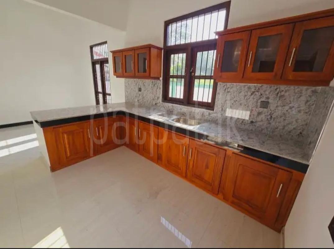 House for Sale in Negombo