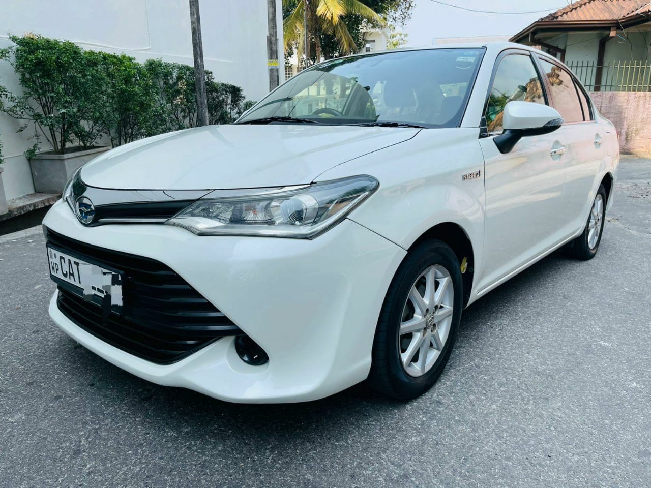 Toyota Axio 2017 - மறுசீரமைக்கப்பட்டது கார் sale in Sri Lanka - patpat.lk