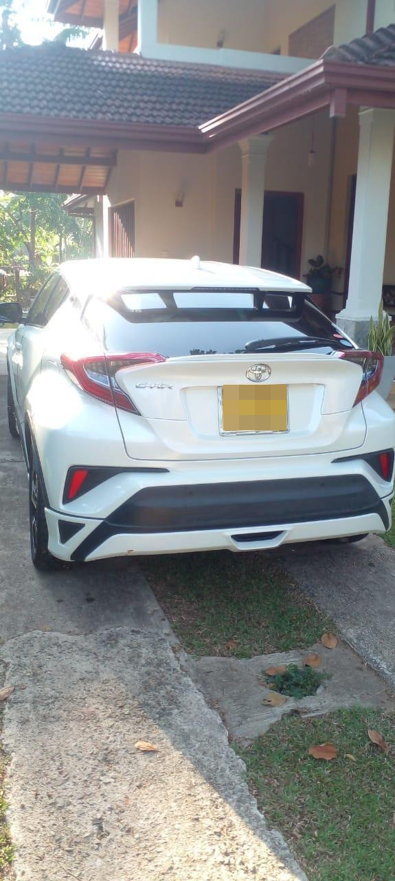 Toyota CHR 2018 - மறுசீரமைக்கப்பட்டது SUV sale in Sri Lanka - patpat.lk