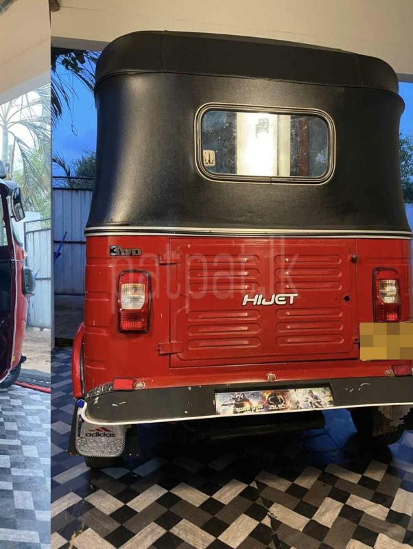 Bajaj Three Wheel 2015 - භාවිතා කරන ලද ත්‍රිරෝද රථය sale in Sri Lanka - patpat.lk