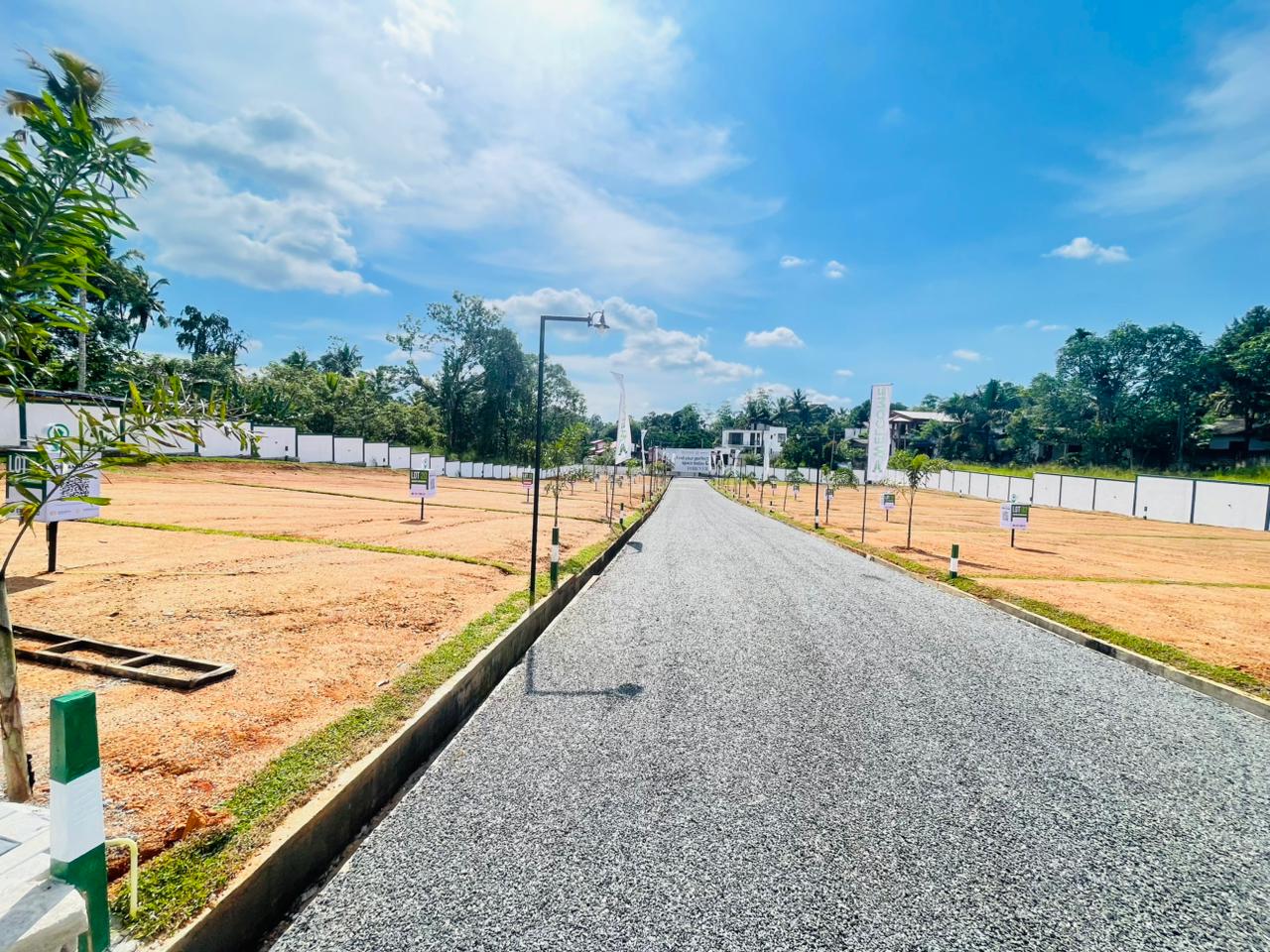 Residential Land for Sale in Athurugiriya
