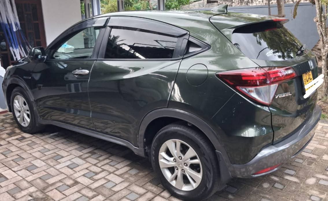 Honda Vezel 2014 - பயன்படுத்தப்பட்டது SUV sale in Sri Lanka - patpat.lk