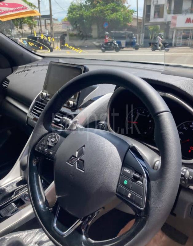 Mitsubishi Eclipse Cross 2025 - අලුත් SUV රථය sale in Sri Lanka - patpat.lk