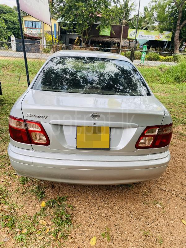 Nissan Sunny 2002 - பயன்படுத்தப்பட்டது கார் sale in Sri Lanka - patpat.lk