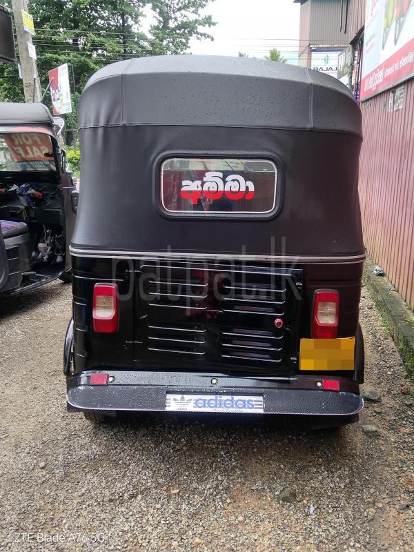 Bajaj Three Wheel 2015 - பயன்படுத்தப்பட்டது முச்சக்கர வண்டி sale in Sri Lanka - patpat.lk