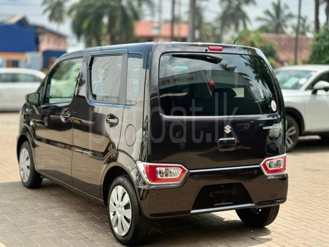 Advertisement image 6