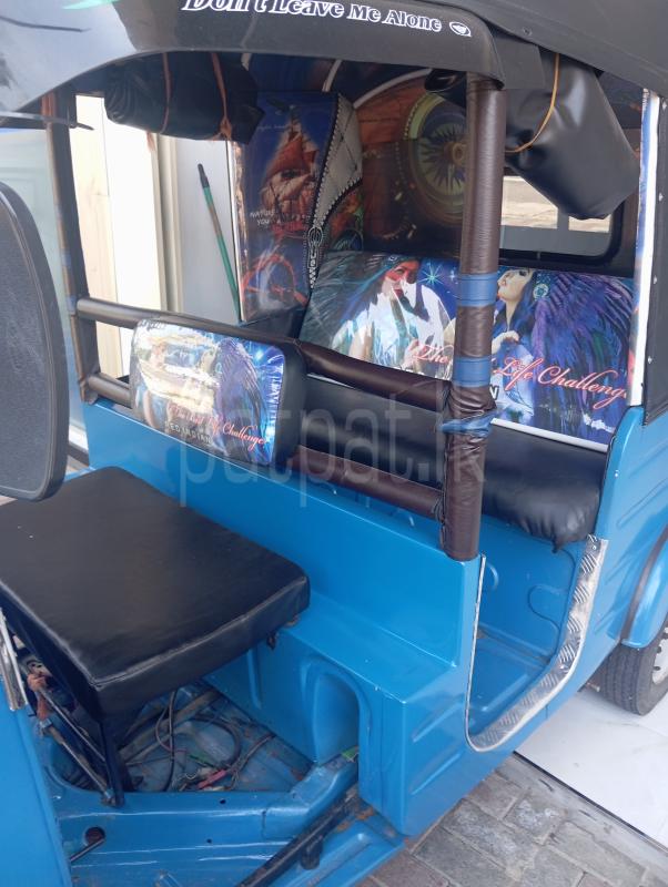 Bajaj 4 stroke 2012 - பயன்படுத்தப்பட்டது முச்சக்கர வண்டி sale in Sri Lanka - patpat.lk