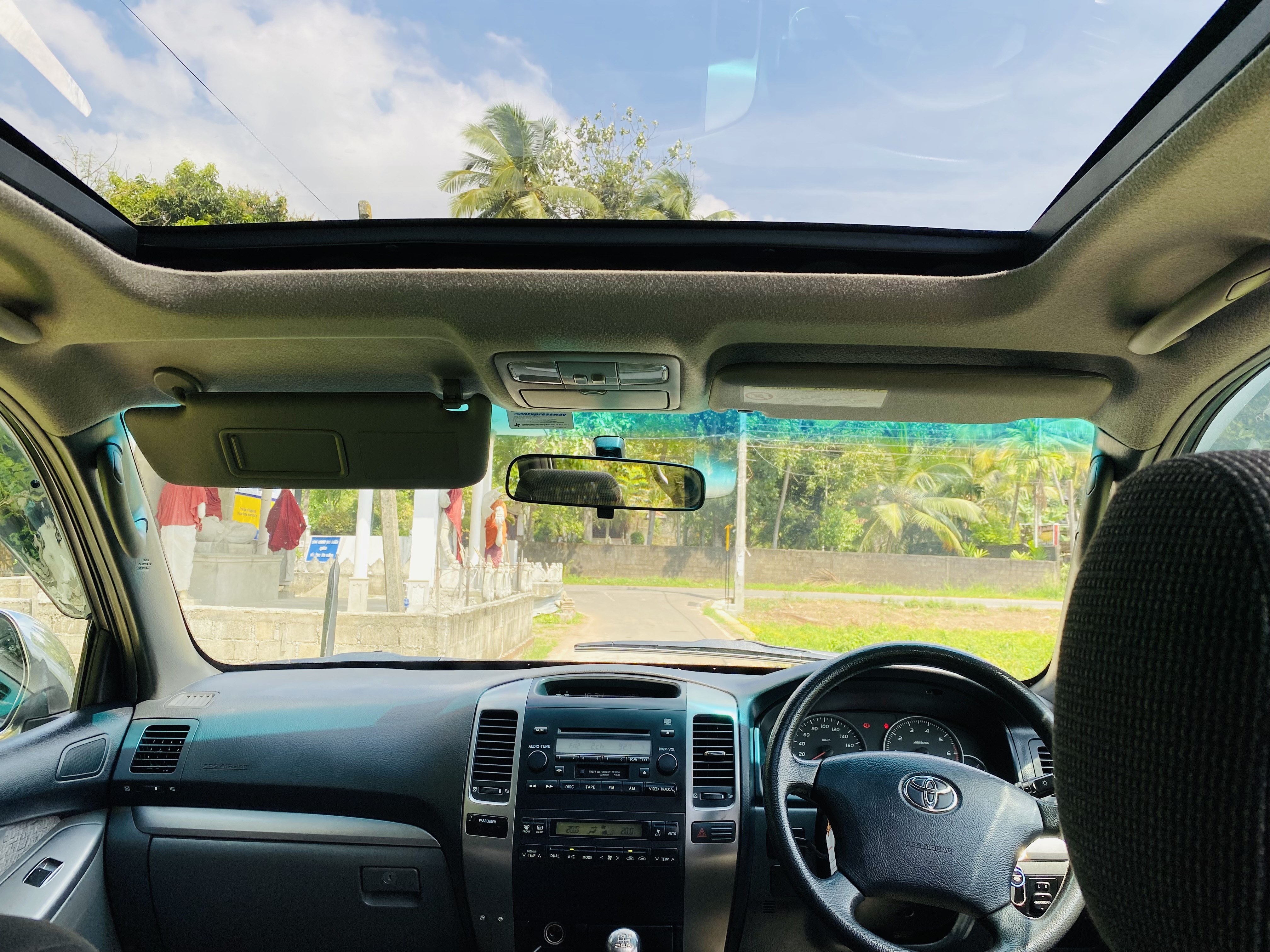 Toyota Land Cruiser Prado 2006 - Used SUV sale in Sri Lanka - patpat.lk