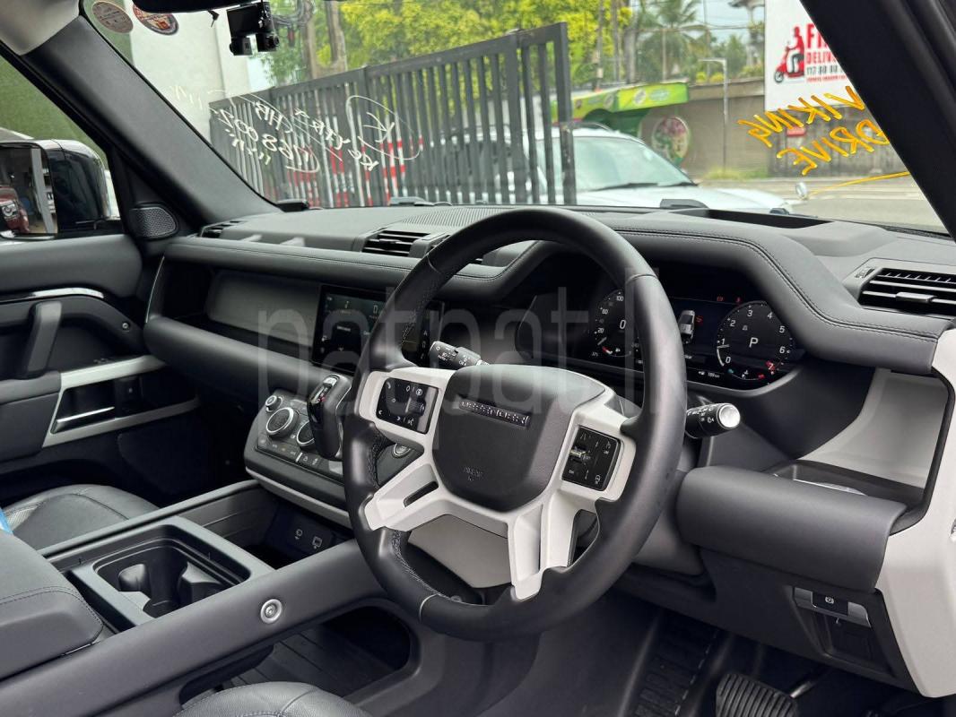 Land Rover Defender 2023 - சான்றளிக்கப்பட்டது SUV sale in Sri Lanka - patpat.lk
