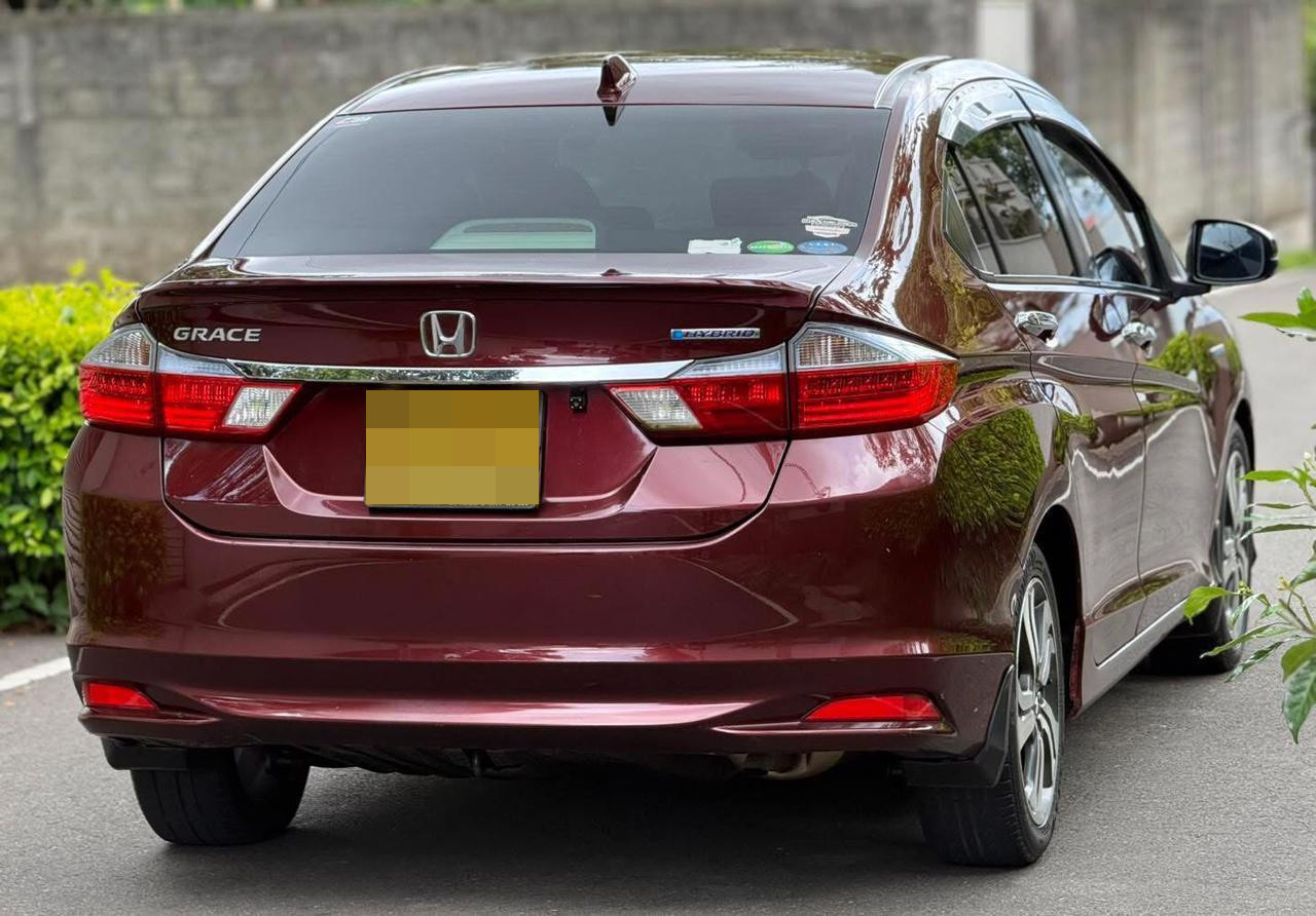 Honda Grace 2015 - Used Car sale in Sri Lanka - patpat.lk