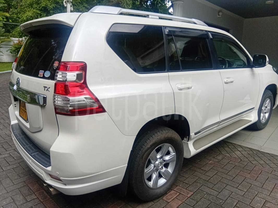 Toyota PRADO 2015 - பயன்படுத்தப்பட்டது SUV sale in Sri Lanka - patpat.lk