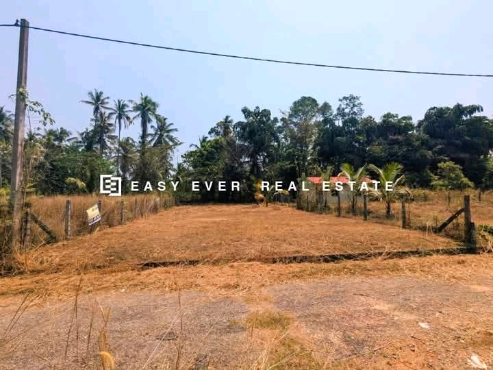 Commercial Land for Sale in Mirigama