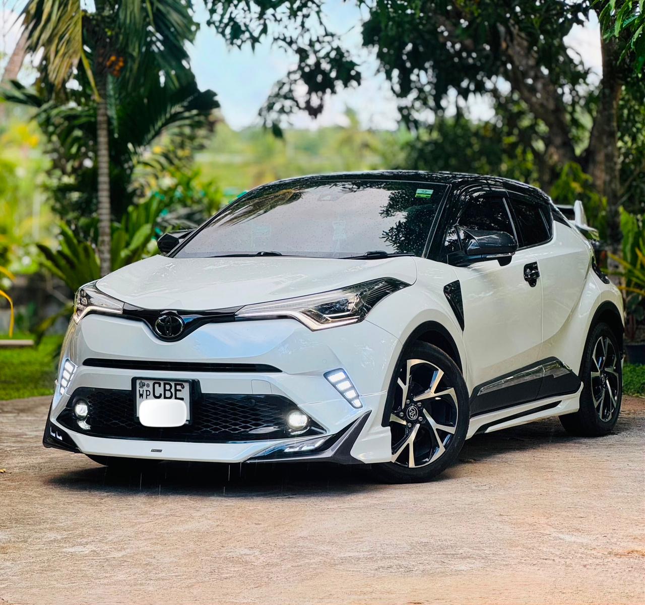 Toyota CHR 2018 - பயன்படுத்தப்பட்டது SUV sale in Sri Lanka - patpat.lk