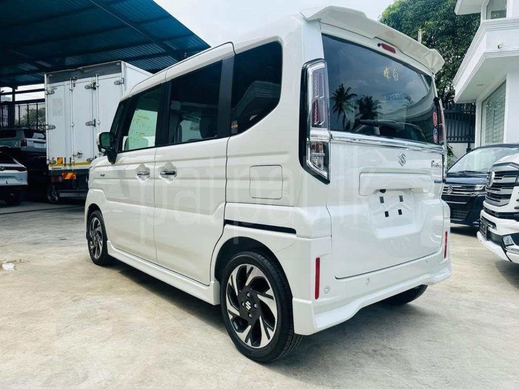 Advertisement image 4