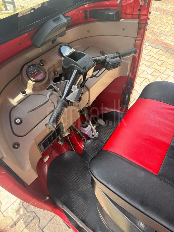 Bajaj Three Wheel 2016 - Used Three wheeler sale in Sri Lanka - patpat.lk