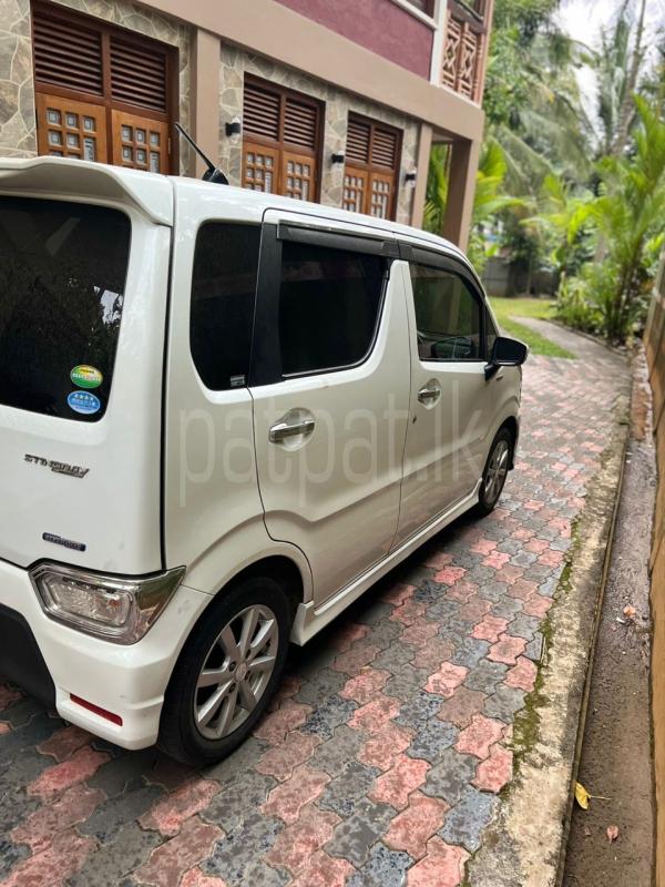 Advertisement image 3