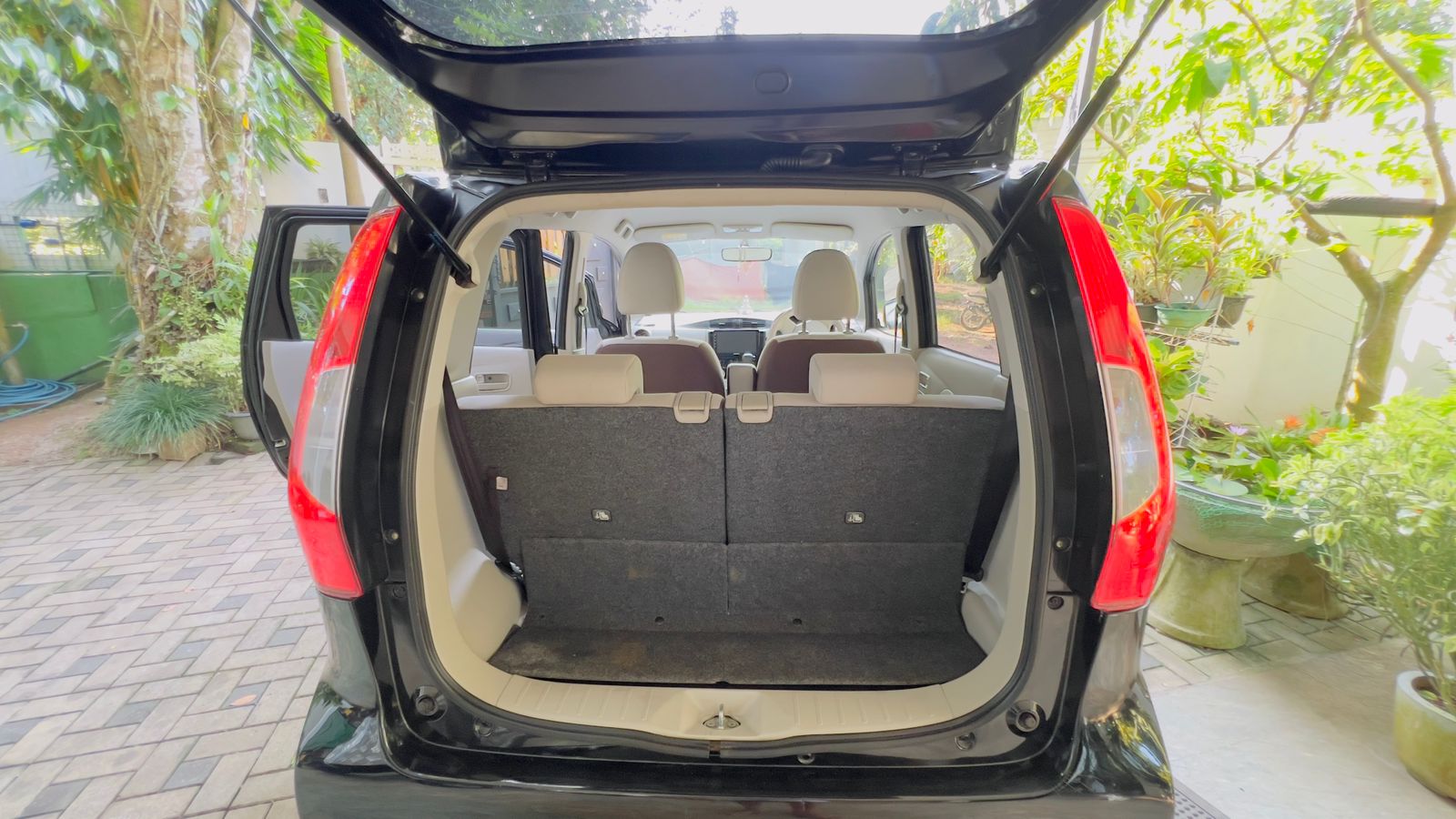 Advertisement image 6