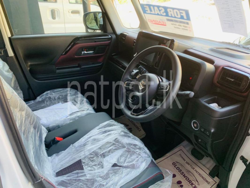 Advertisement image 6