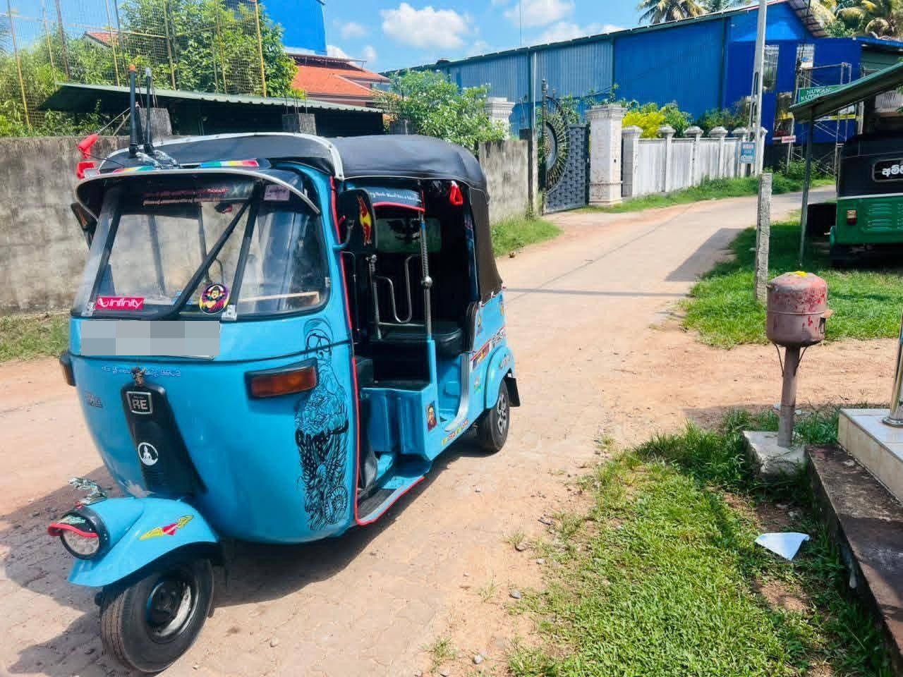 Bajaj Three Wheel 2006 - Used Three wheeler sale in Sri Lanka - patpat.lk