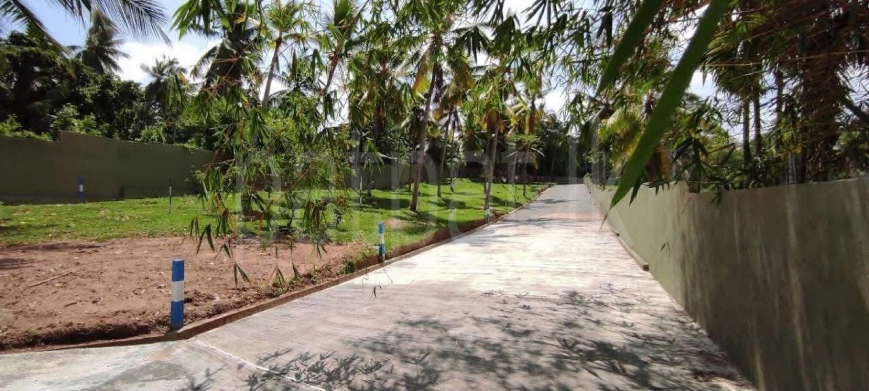 Residential Land for Sale in Kadawatha