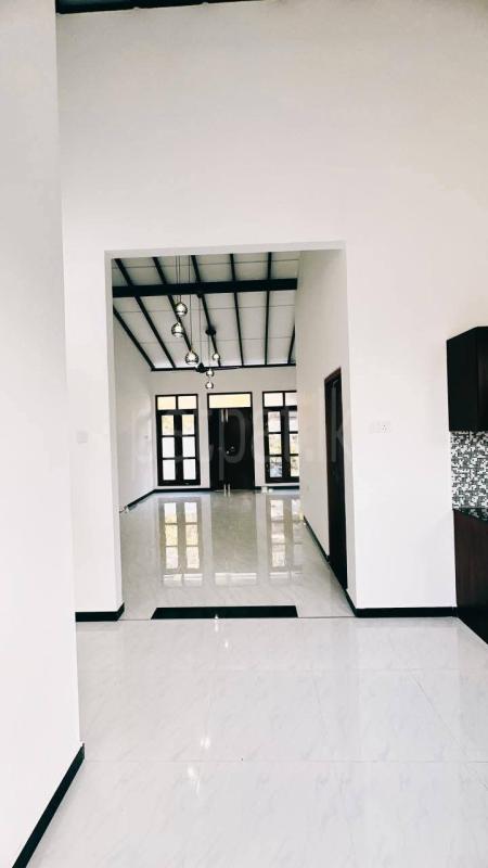 House for Sale in Bandaragama