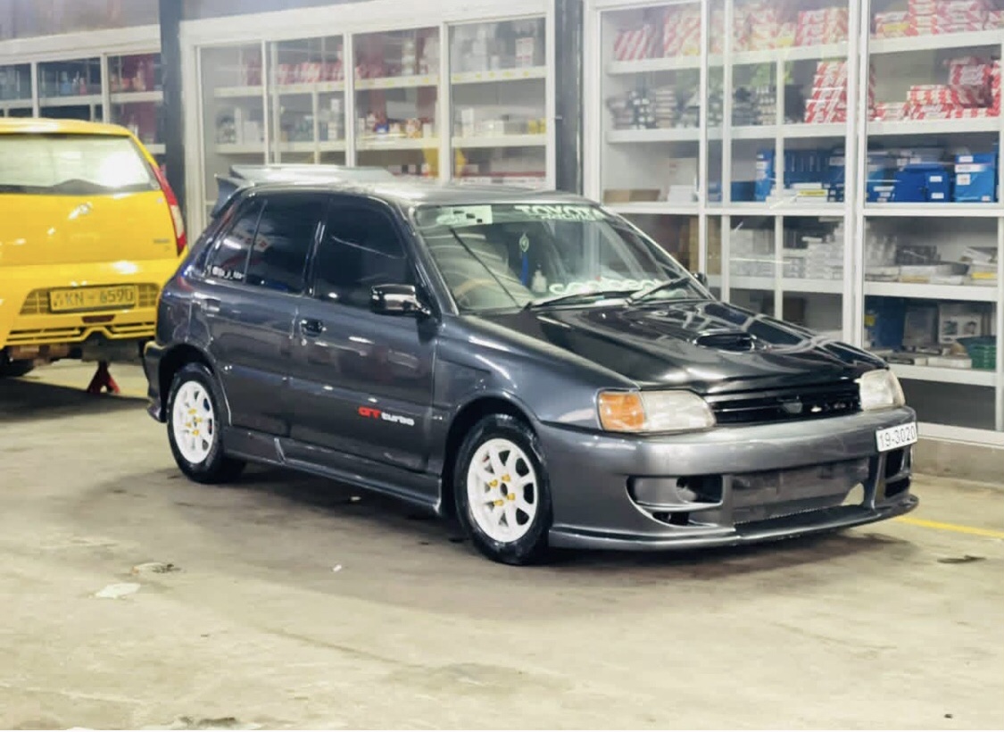 Toyota Starlet 1992 - பயன்படுத்தப்பட்டது கார் sale in Sri Lanka - patpat.lk