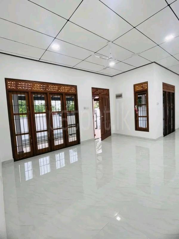 House for Sale in Bandaragama